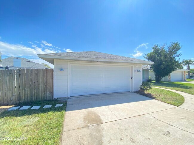 Building Photo - 54 Capistrano Dr
