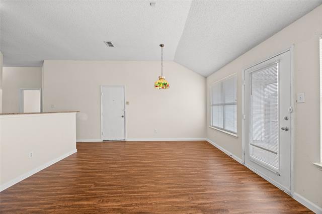 Building Photo - 2521 Creek Crossing Rd