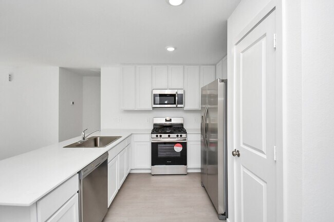 Building Photo - 22760 Hackberry Leaf Dr