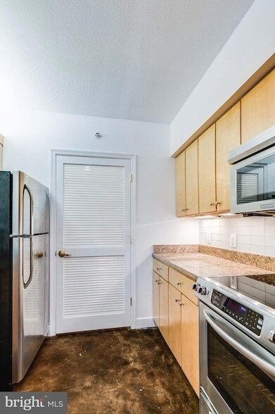 Building Photo - 631 D Street NW