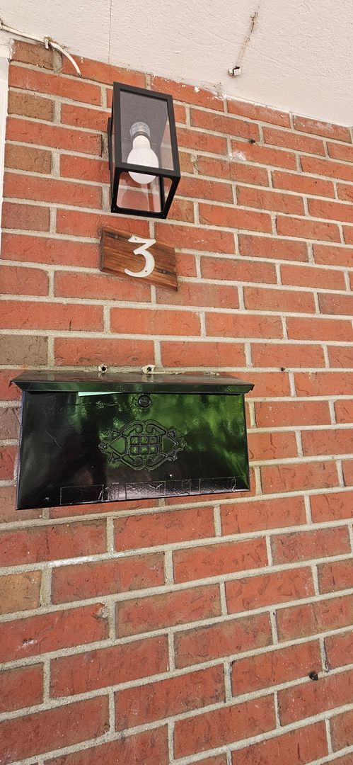 Building Photo - AVAILABLE NOW! Arvada 3 Bed 2 Bath Duplex New Paint New Flooring!