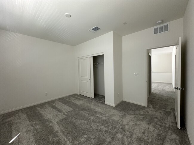 Building Photo - 11836 Black Canary Ave