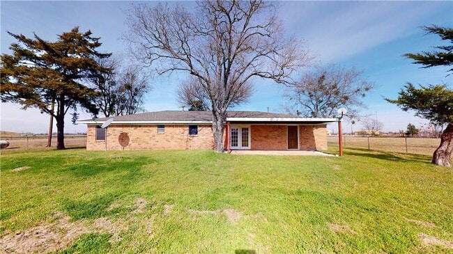 Building Photo - 8251 W Sh-21