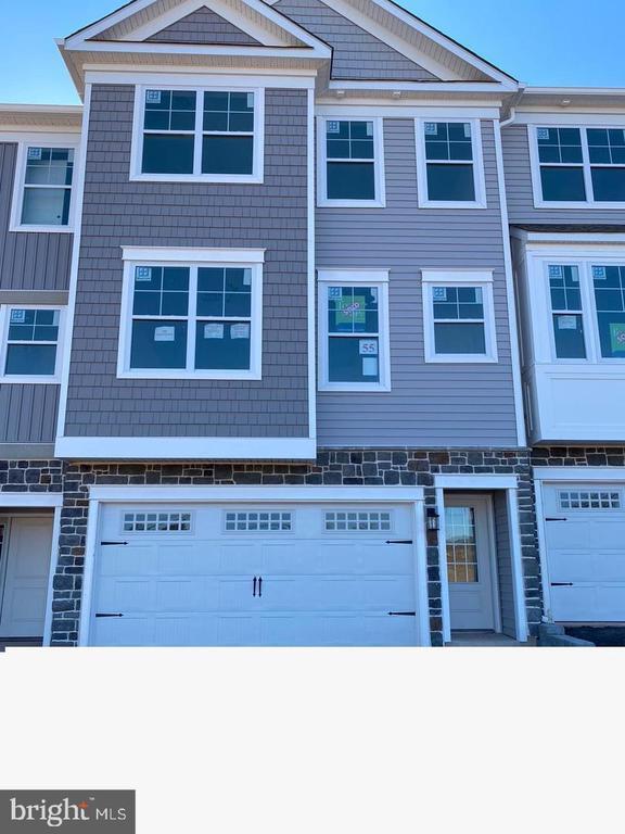 Building Photo - 167 Larrabee Wy