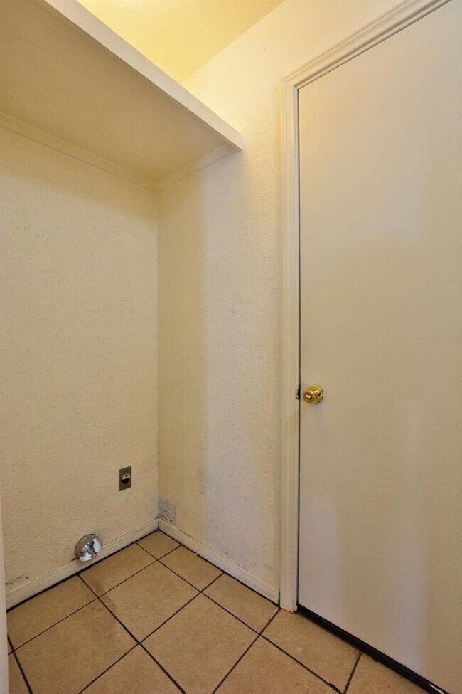 Building Photo - 4819 44th St