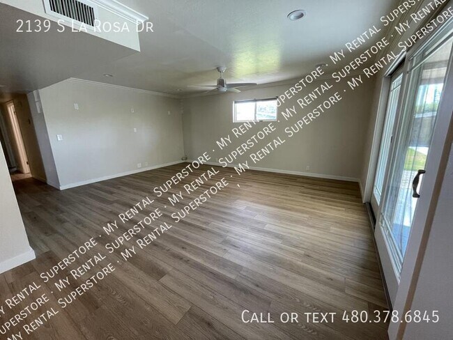 Building Photo - 2139 S La Rosa Dr