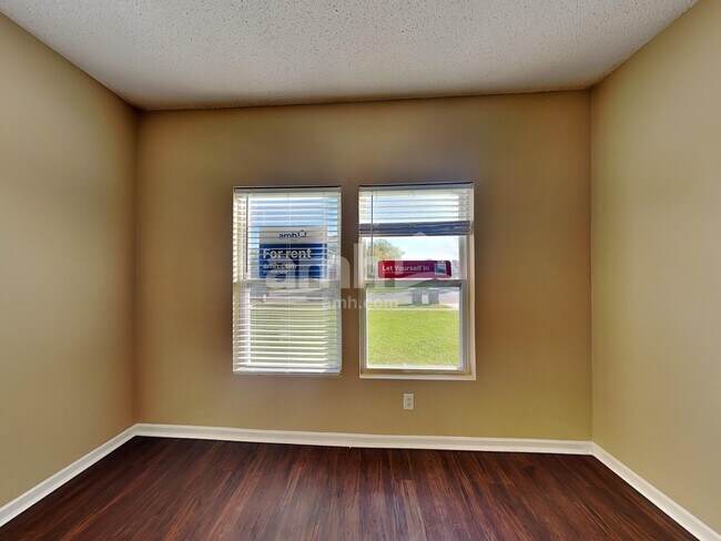 Building Photo - 1968 Prairie Sky Ln