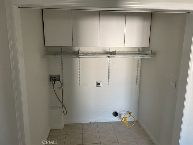 Building Photo - 138 W Canada