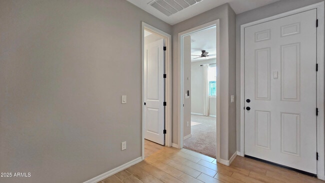 Building Photo - 18418 W Sunbelt Dr