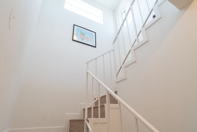 Interior Photo - 24 Park Ave