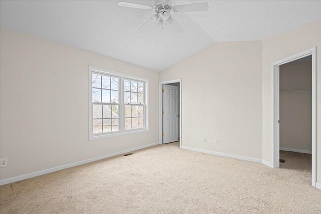 Building Photo - 3043 Diamond Spring Ln