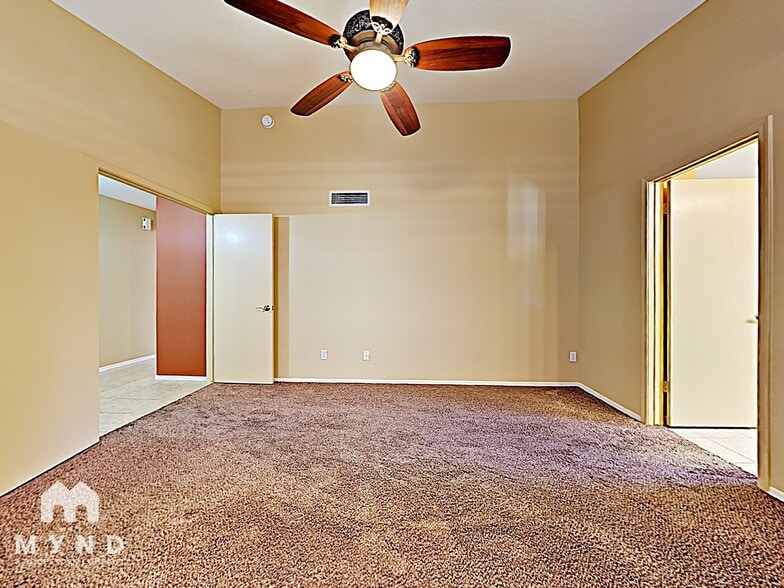 Building Photo - 1723 W Boston St