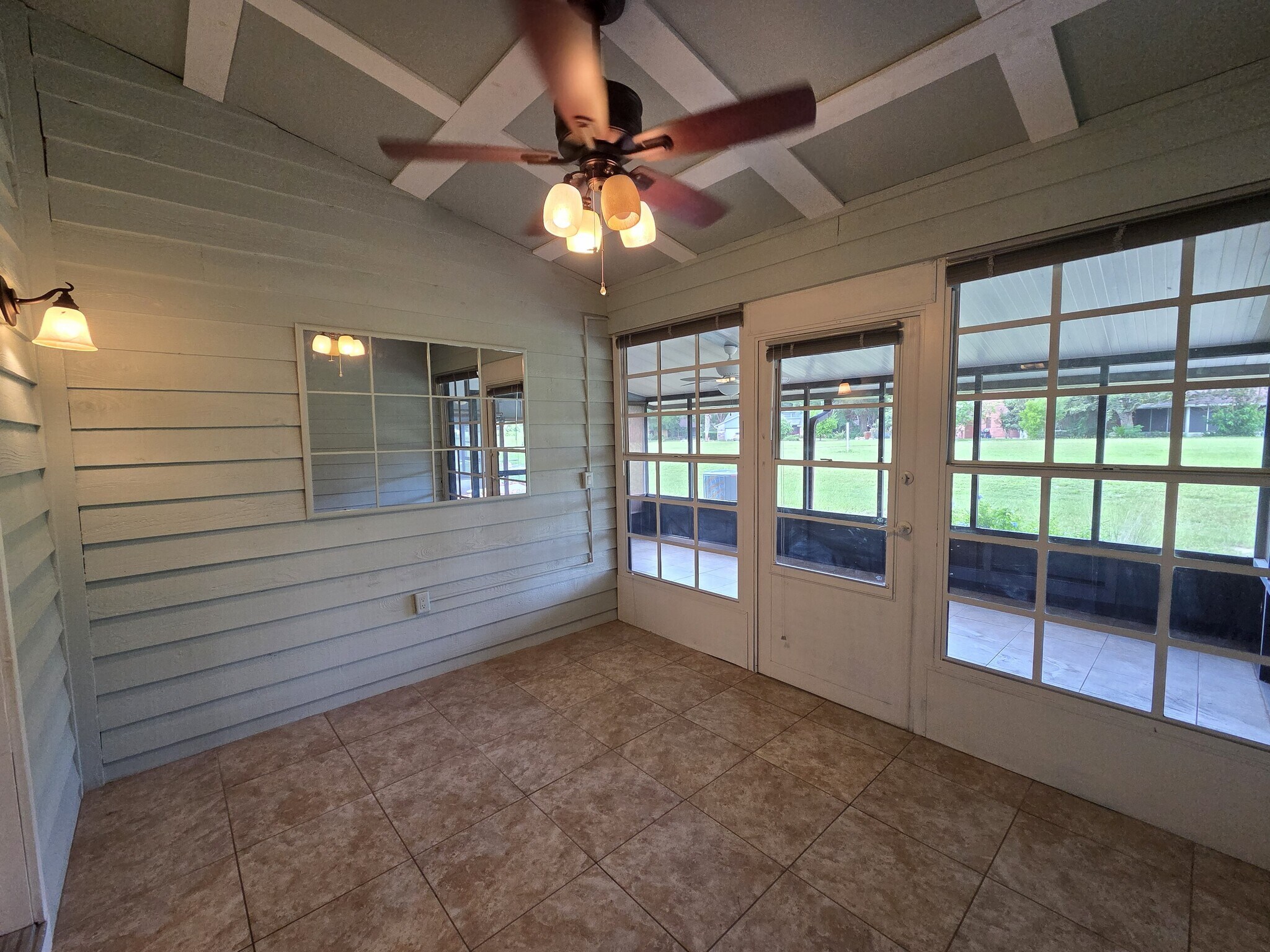 Building Photo - 35120 Whispering Oaks Blvd