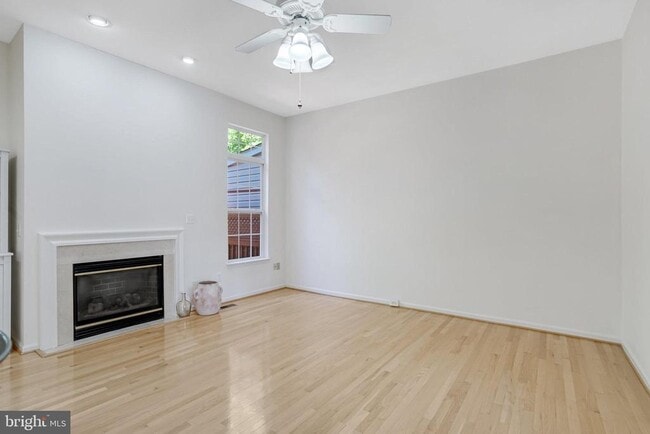 Building Photo - 6502 Trask Terrace