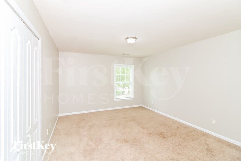 Building Photo - 2405 Langstan Ct