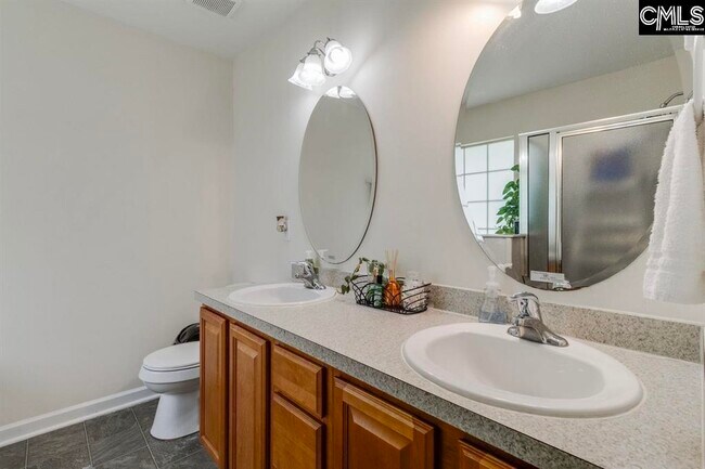 Building Photo - 856 White Fawn Dr