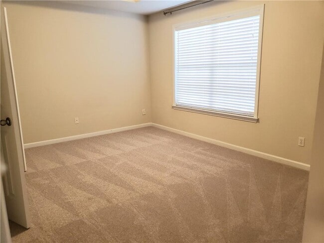 Building Photo - 5201 Wellsley Bend
