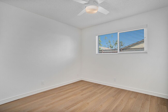 Building Photo - 339 Magnolia Dr