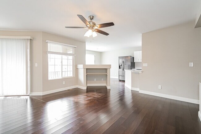 Building Photo - 18653 E 42nd Pl