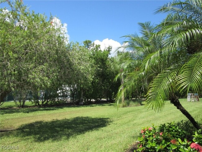 Building Photo - 14589 Laguna Dr