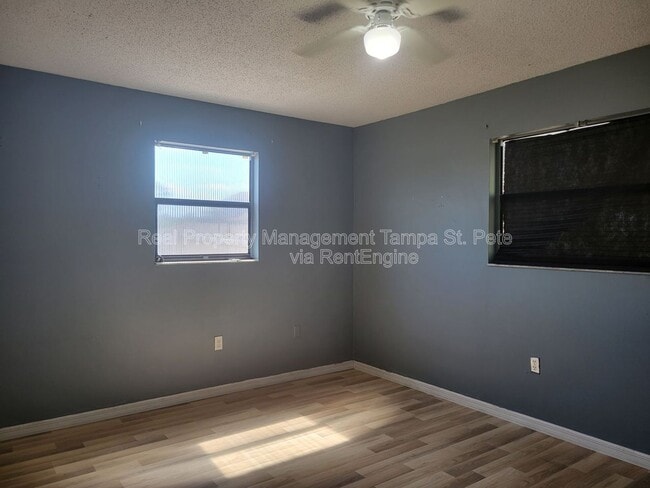 Building Photo - 12387 Seagate St