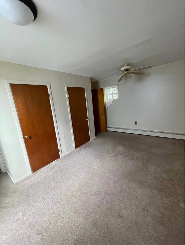 Building Photo - 1624 3rd Ave