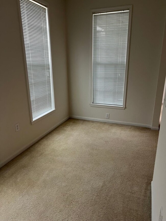 Building Photo - 280 Celebration Blvd