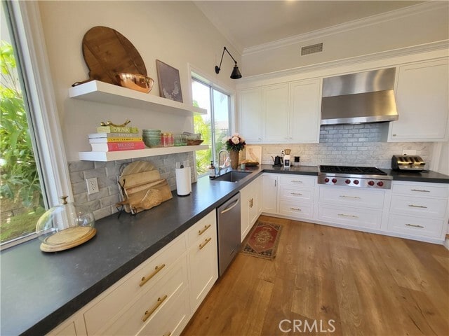 Building Photo - 6206 E Cliffway Dr