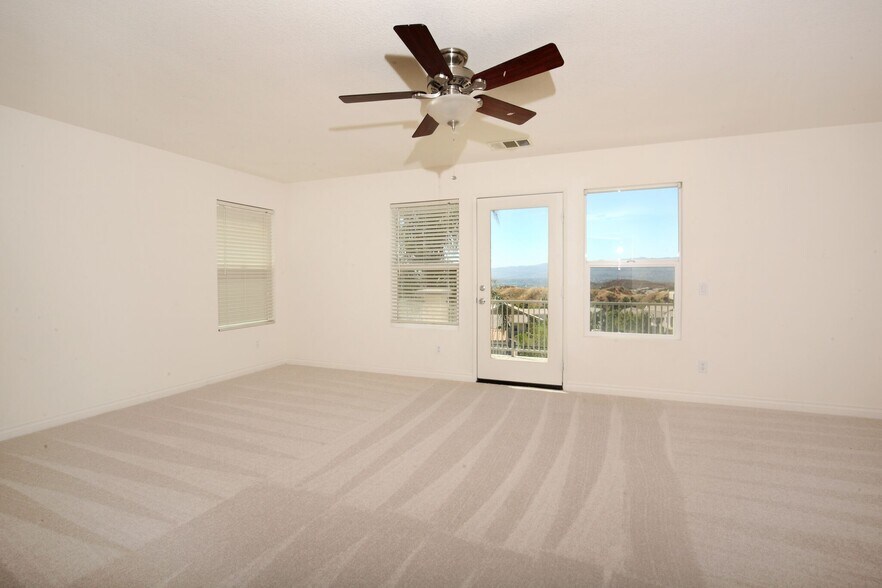 Building Photo - 24318 Via La Casa