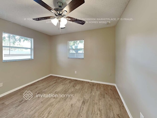 Building Photo - 908 59th St W