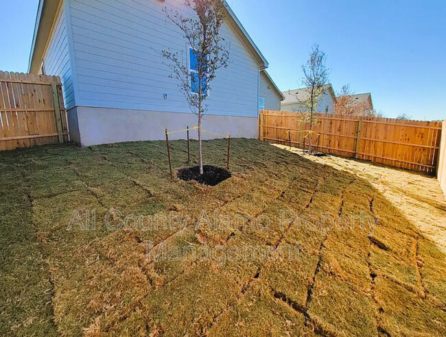 Building Photo - 8526 Astral Pl