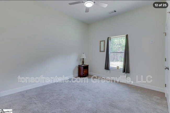 Building Photo - 271 Rocky Ridge Rd