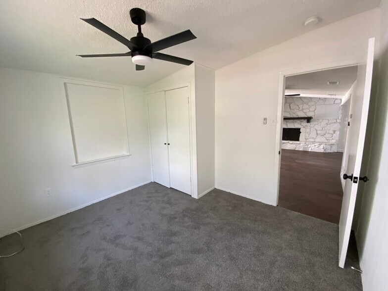 Closed Bedroom #2 - 215 Folly Beach Dr