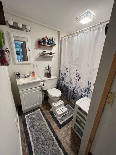 Bathroom - 62 Pudding Hill Rd