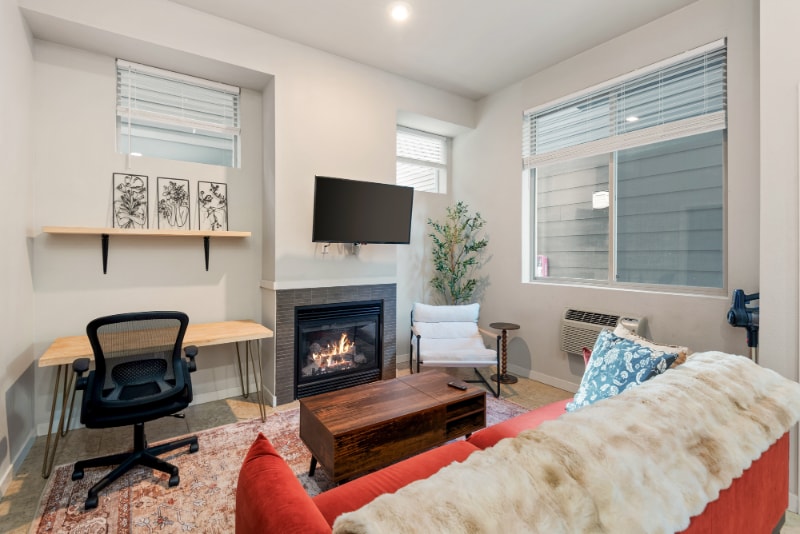 Building Photo - 1607 NW Davis St