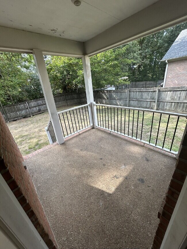 Building Photo - 158 Pennington Pl