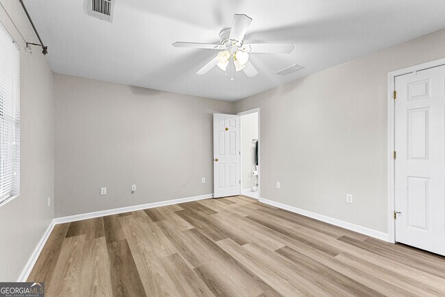 Building Photo - 3957 Tommy Lee Cook Rd