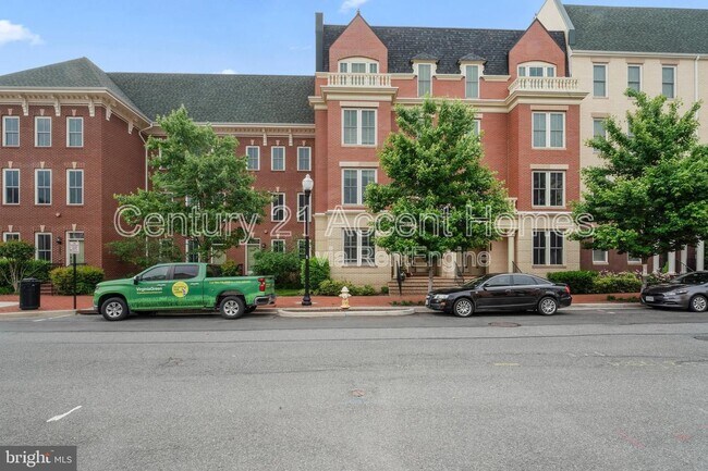 Primary Photo - 2109 Main Line Blvd