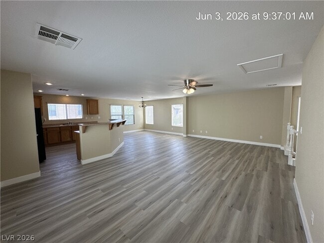 Building Photo - 9754 Splendor Sky Ave