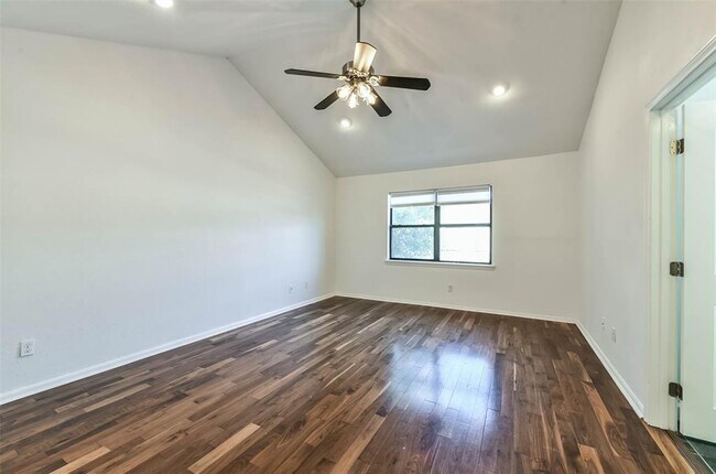 Building Photo - 1201 McDuffie St
