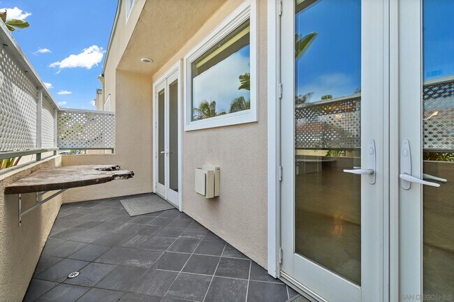 Building Photo - 7622 Herschel Ave