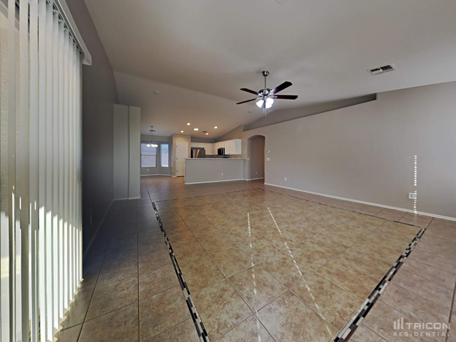 Building Photo - 14131 W Corrine Dr