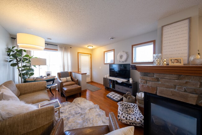 Building Photo - 10803 Kingsfield Ln