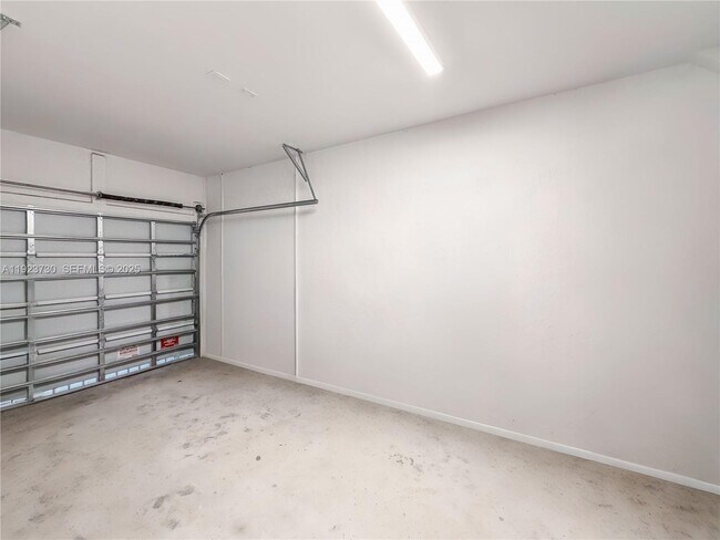 Building Photo - 11962 SW 247th Ter