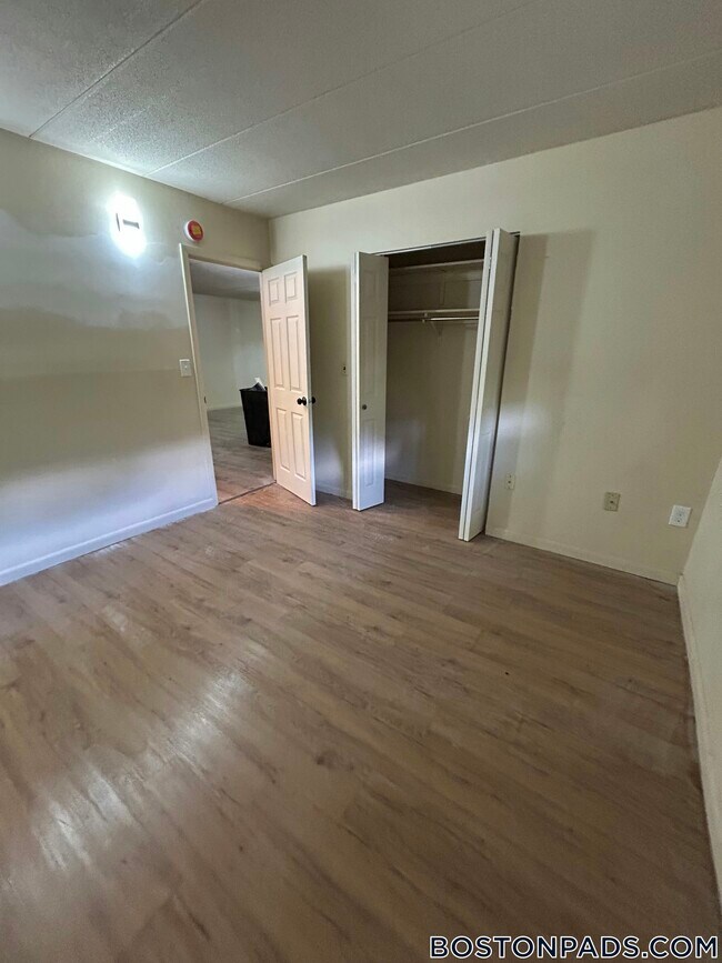 Building Photo - 30 Normandy Ave