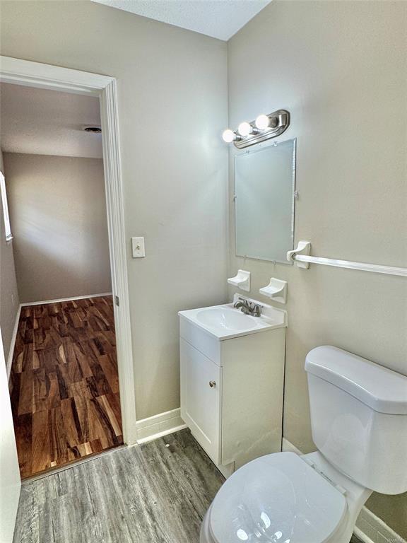 Building Photo - 523 Placid Dr