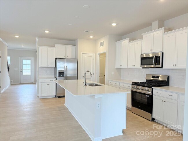 Building Photo - 4326 Shimmering Stone Wy