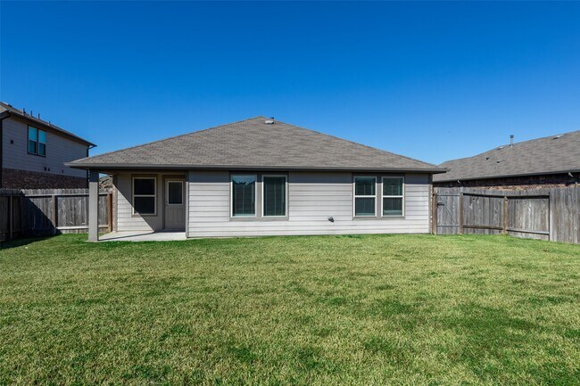 Building Photo - 1827 Brady Shores Dr