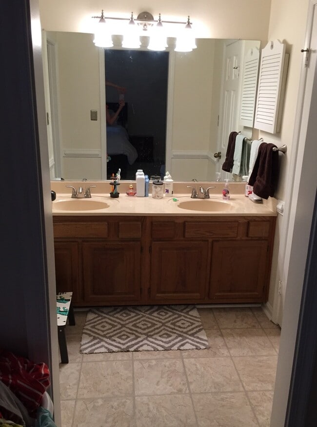 Building Photo - Southall Quarter