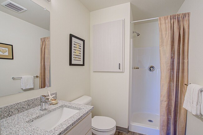 Building Photo - Country Living with Modern Flair: Wake up to the sounds of nature, Live Minutes from Everything